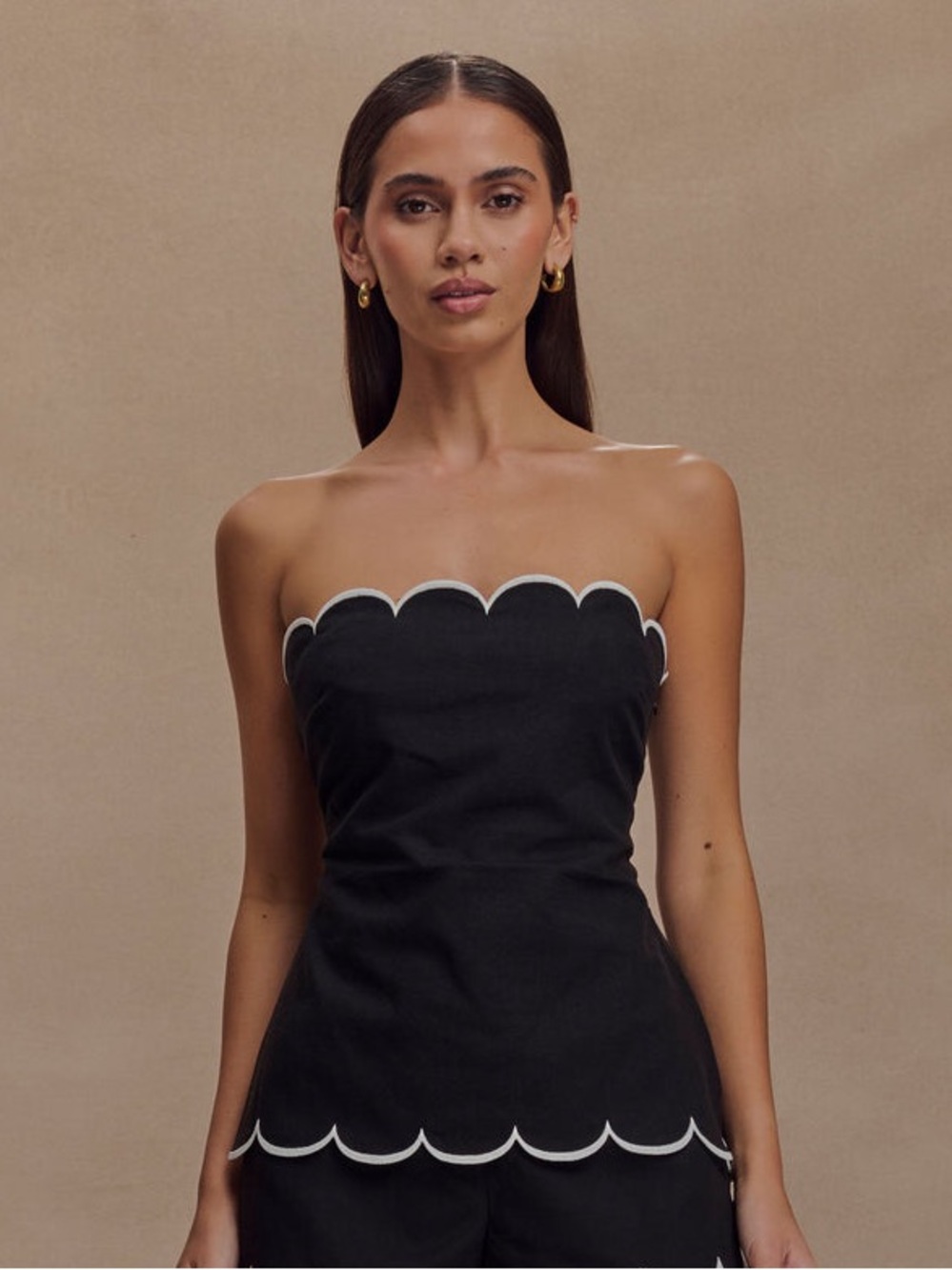 Meshki Judith Strapless Scallop Top - Black